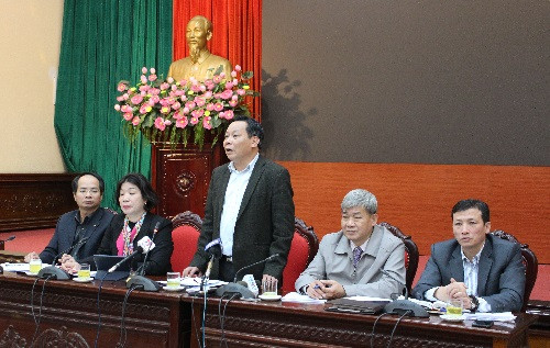 Đồng chí, Nguyễn Văn Phong, Ủy viên Ban Thường vụ Thành ủy, Trưởng ban Tuyên giáo Thành ủy Hà Nội phát biểu tại buổi giao ban báo chí.