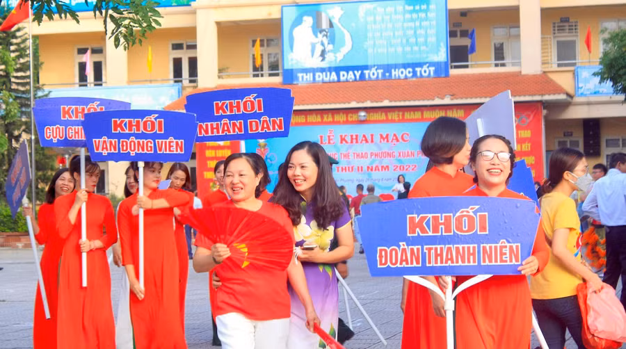 Các đoàn khối tham gia Đại hội TDTT phường Xuân Phương năm 2022.