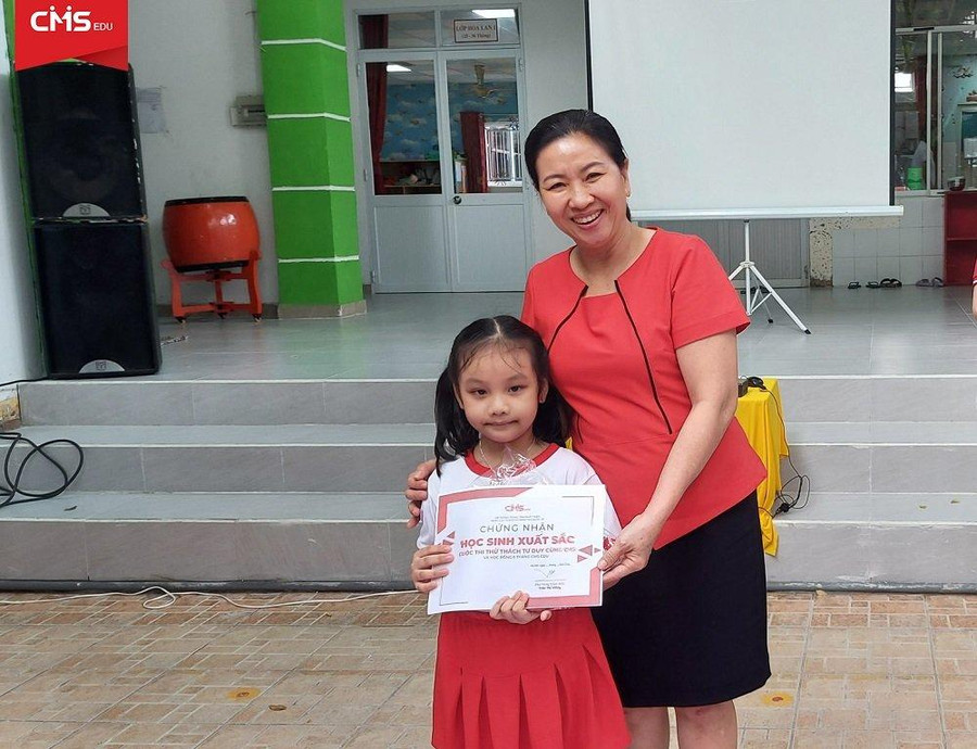 Nhiều phụ huynh đánh giá cao chương trình “Thử thách tư duy cùng CMS 2022”.