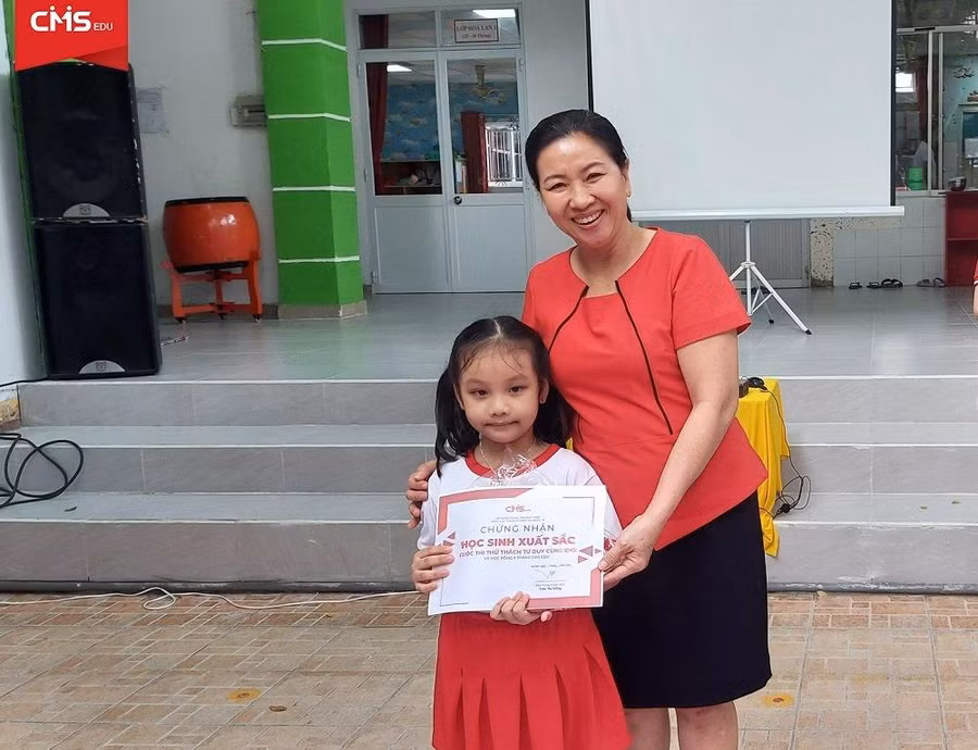 Nhiều phụ huynh đánh giá cao chương trình “Thử thách tư duy cùng CMS 2022”.