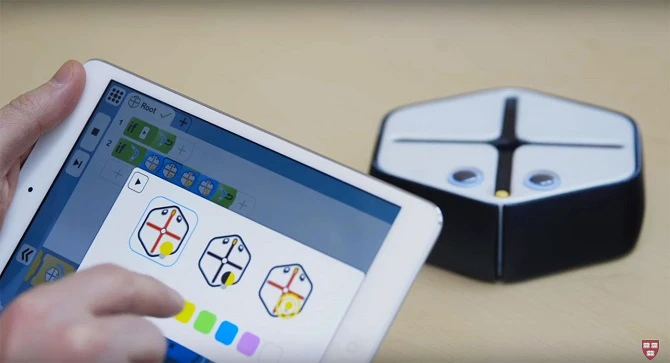 Chế tạo thành công robot dạy trẻ em lập trình