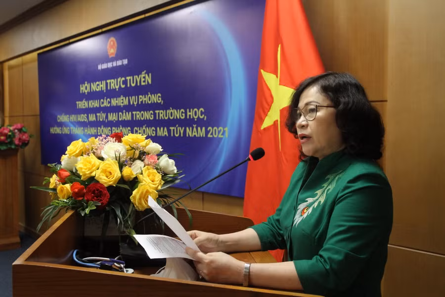 Thứ trưởng Ngô Thị Minh phát biểu tại hội nghị