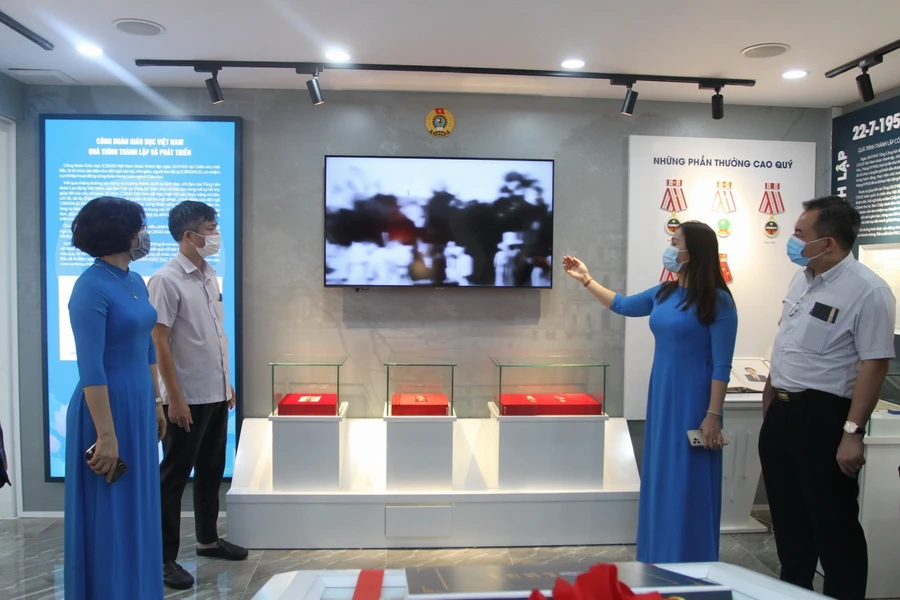 Khánh thành Phòng Truyền thống Công đoàn Giáo dục Việt Nam