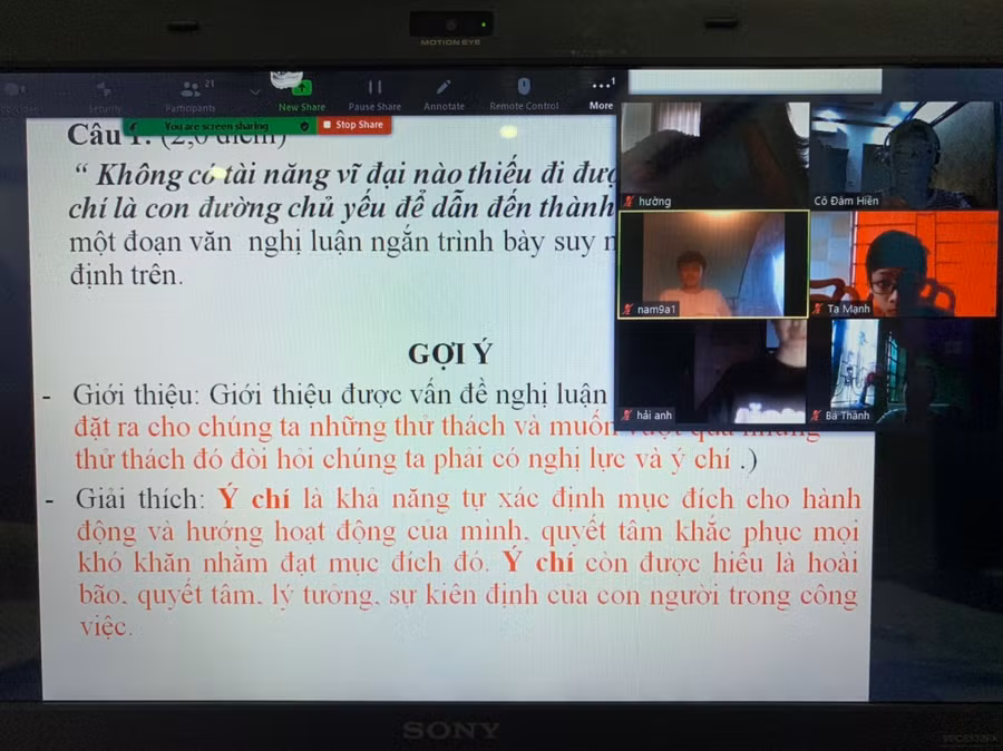 Học sinh lớp 9 đang tích cực ôn tập sẵn sàng cho kỳ thi tuyển sinh vào lớp 10.