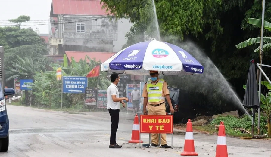 Bắc Giang yêu cầu người dân không ra khỏi nhà, trừ trường hợp đi thực hiện công vụ, công nhân đi làm việc..