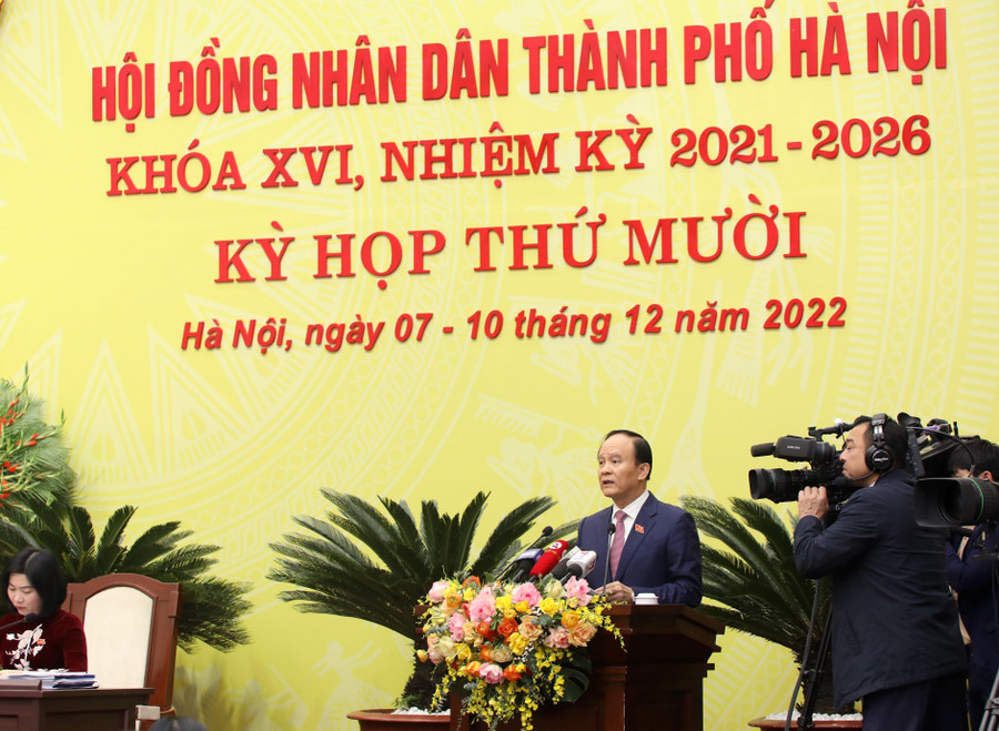 Chủ tịch HĐND TP Hà Nội - Nguyễn Ngọc Tuấn phát biểu khai mạc kỳ họp. Chủ tịch HĐND TP Hà Nội - Nguyễn Ngọc Tuấn phát biểu khai mạc kỳ họp.