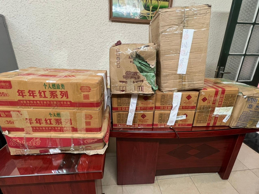 Một số tang vật cơ quan chức năng thu giữ. Một số tang vật cơ quan chức năng thu giữ.