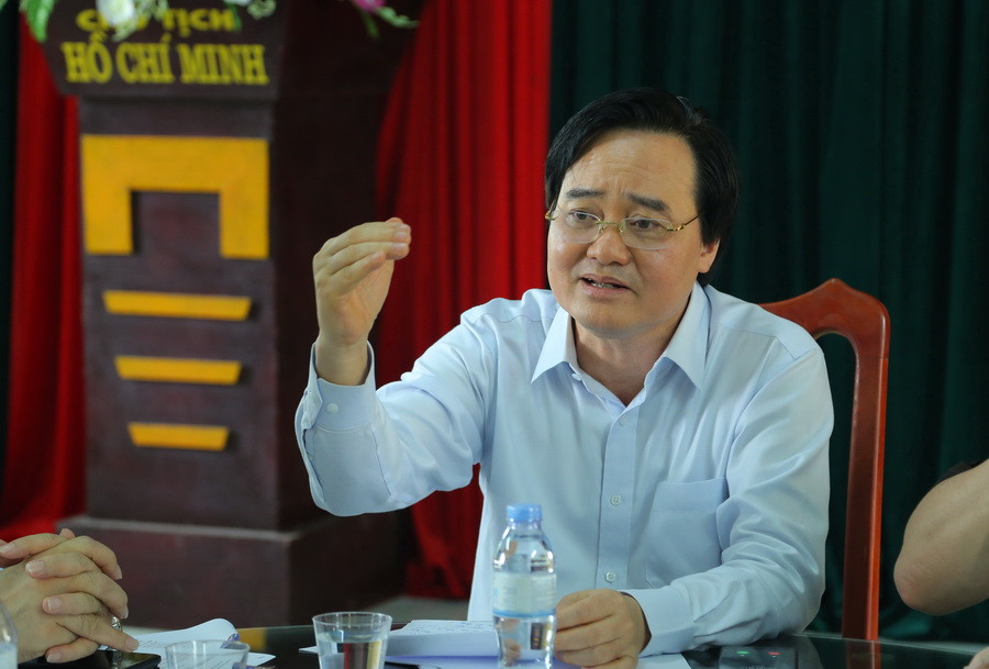 Bộ trưởng Phùng Xuân Nhạ phát biểu tại buổi làm việc Bộ trưởng Phùng Xuân Nhạ phát biểu tại buổi làm việc