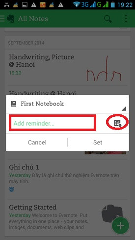 Hướng dẫn sử dụng Evernote Android: Bấm nút Reminder, sau đó bạn có thể ghi lại nội dung ghi nhớ (khung đỏ) và đặt giờ thông báo (khoanh tròn). E1-Huong-dan-su-dung-Evernote-Android-dien-thoai-2014-09-11-19-22-19.jpg