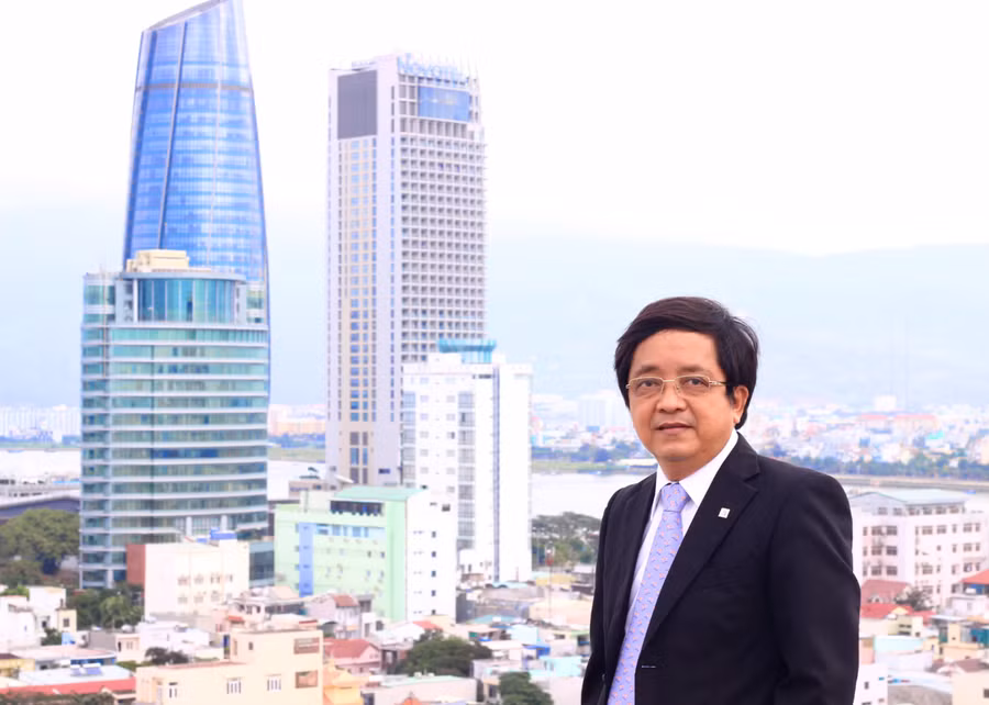 GS.TS Trần Văn Nam – Giám đốc ĐH Đà Nẵng GS.TS Trần Văn Nam – Giám đốc ĐH Đà Nẵng