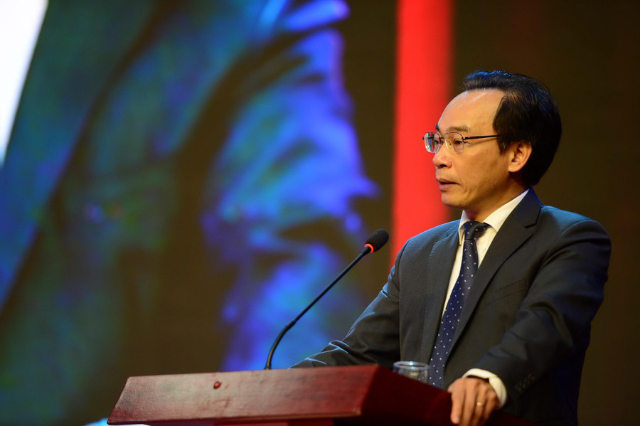 Thứ trưởng Hoàng Minh Sơn chia sẻ cảm xúc tại chương trình Thứ trưởng Hoàng Minh Sơn chia sẻ cảm xúc tại chương trình