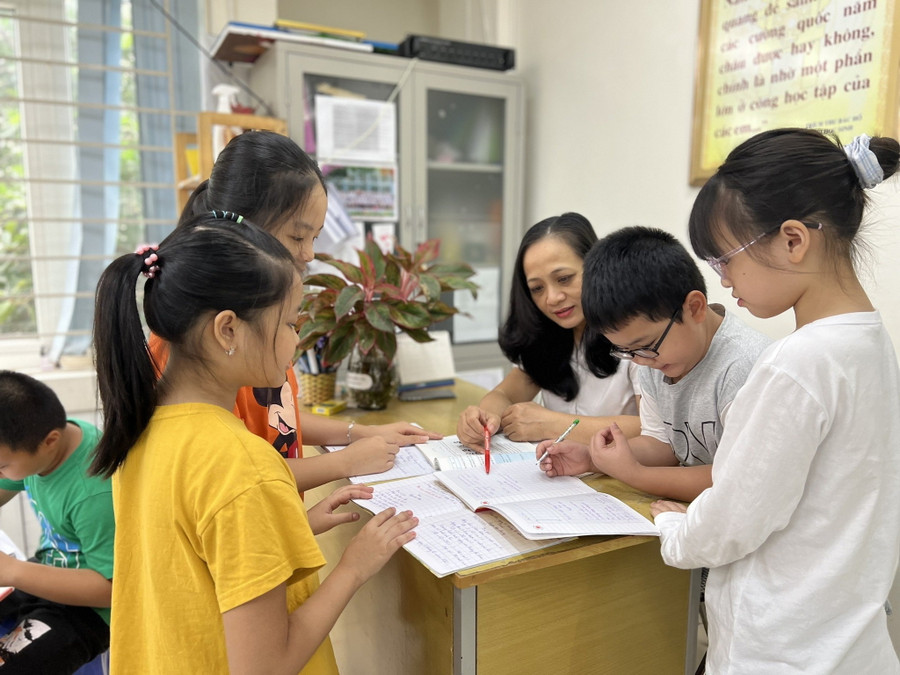 Hà Nội đạt chuẩn phổ cập giáo dục THCS mức độ 3. Hà Nội đạt chuẩn phổ cập giáo dục THCS mức độ 3.