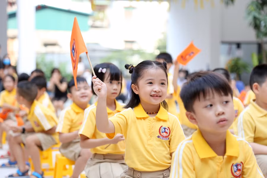 Học sinh Trường Liên cấp Vietschool Pandora.