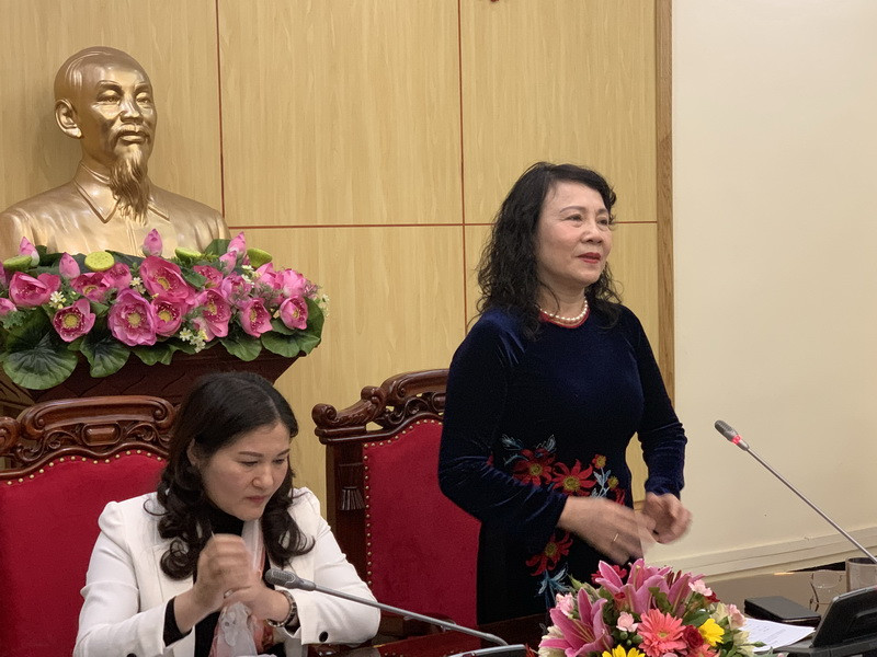 Thứ trưởng Bộ GD&ĐT Nguyễn Thị Nghĩa phát biểu tại buổi lễ