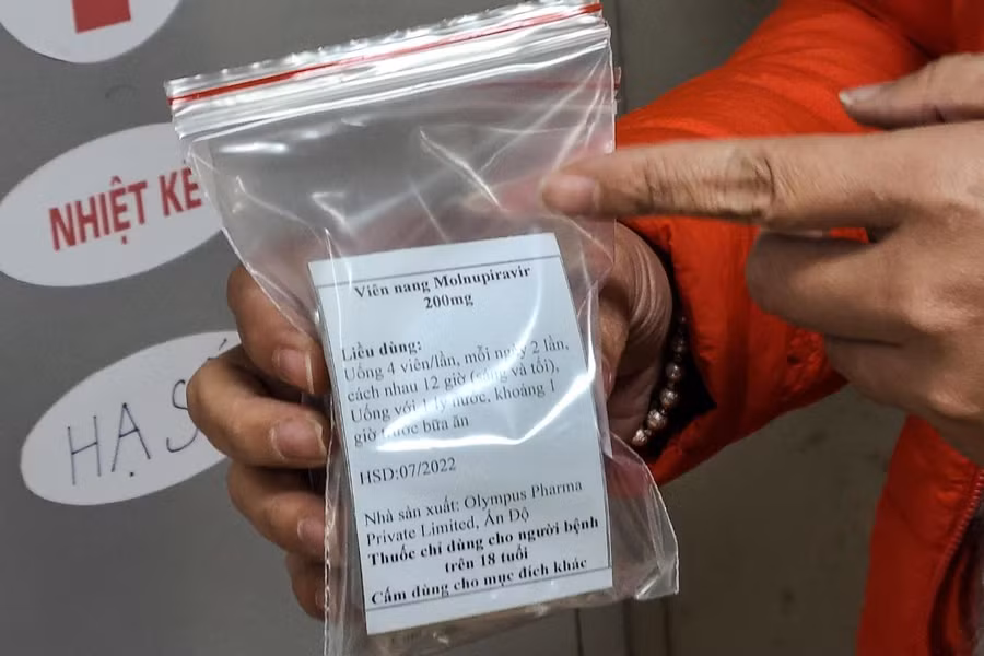 Thuốc điều trị Covid-19 Molnupiravir cũng có đầy đủ để phục vụ các bệnh nhân điều trị tại nhà.