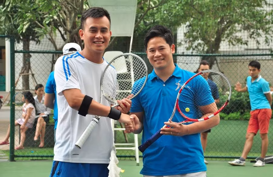 Cư dân Vinhomes hào hứng tại vòng sơ loại bộ môn tennis