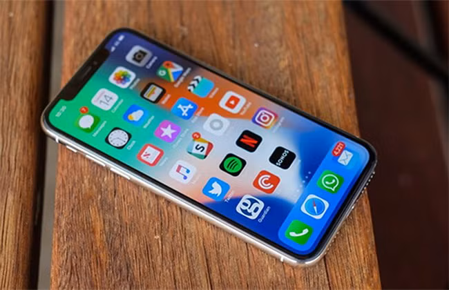 Apple có thể giảm giá iPhone X vào tháng 6