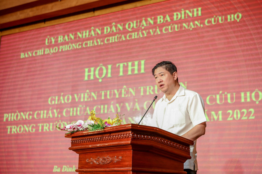 Ông Nguyễn Trung Dũng - Phó Chủ tịch UBND quận Ba Đình (Hà Nội) phát biểu tại Hội thi. Ông Nguyễn Trung Dũng - Phó Chủ tịch UBND quận Ba Đình (Hà Nội) phát biểu tại Hội thi.