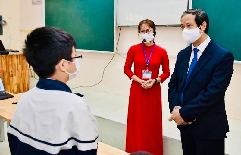 Năm học 2021 -2022, Trường THCS Thân Nhân Trung vinh dự được đón Bộ trưởng Bộ GD&ĐT Nguyễn Kim Sơn về kiểm tra, thăm nhà trường. Năm học 2021 -2022, Trường THCS Thân Nhân Trung vinh dự được đón Bộ trưởng Bộ GD&ĐT Nguyễn Kim Sơn về kiểm tra, thăm nhà trường.