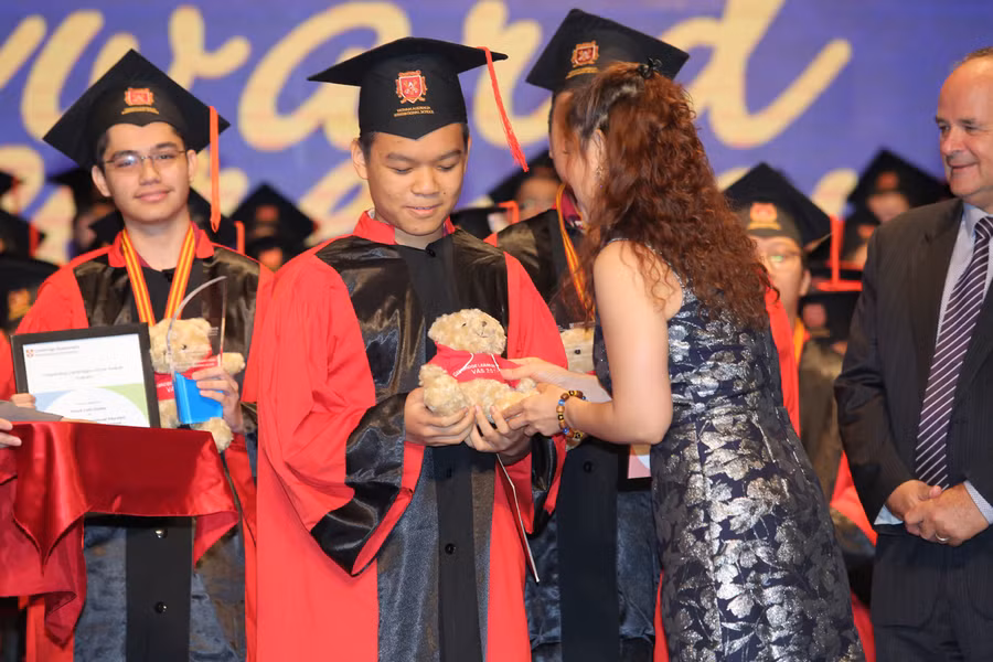 Đinh Nam Anh - học sinh đạt điểm cao nhất thế giới trong môn Tiếng Anh như ngôn ngữ thứ hai,kỳ thi IGCSE khối lớp 10