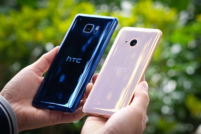 Smartphone đua hạ giá, xả hàng sau Tết