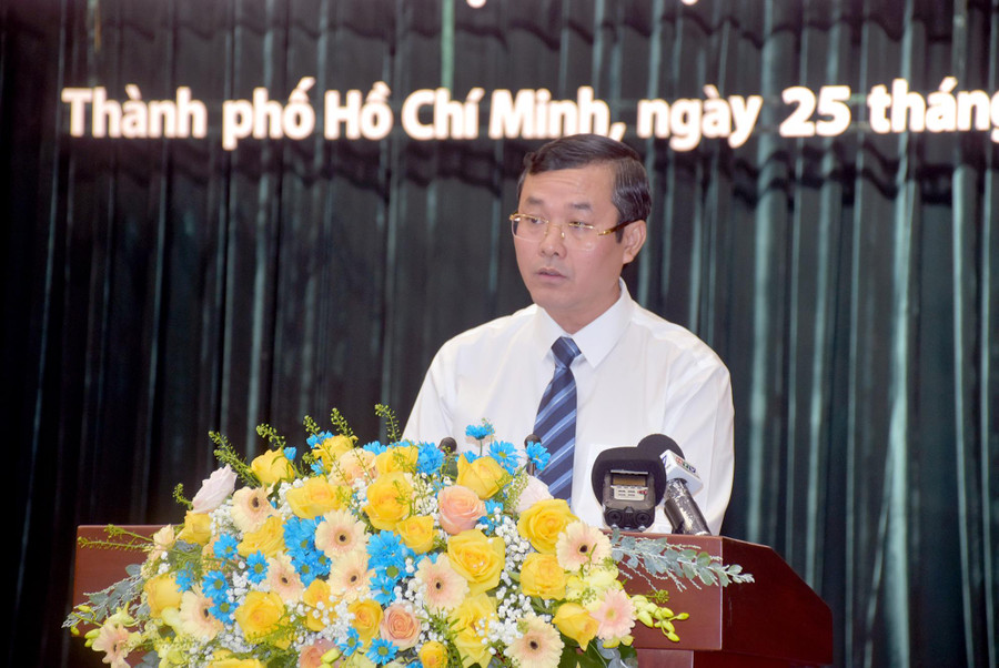 Thứ trưởng Nguyễn Văn Phúc phát biểu tại hội nghị.