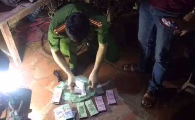 Số tiền thu được.