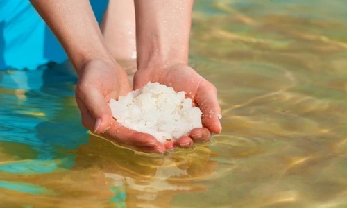 Lượng muối cao ngang tòa nhà 40 tầng trong lòng đại dương