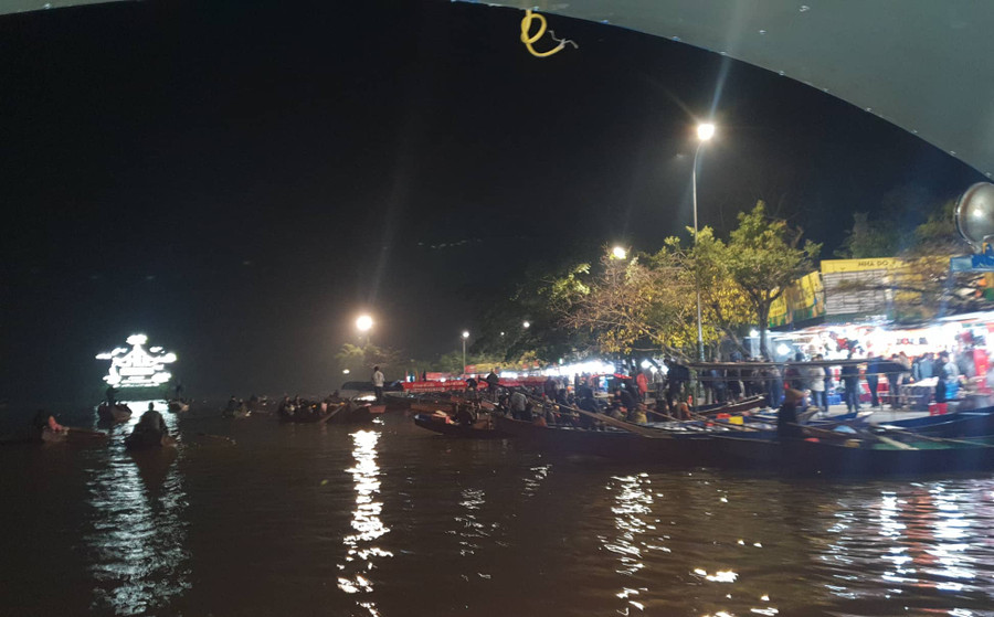 Trước giờ khai hội, chùa Hương vắng vẻ khác thường