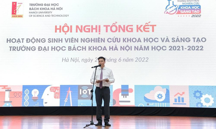 PGS Nguyễn Phong Điền đã phát động Cuộc thi Sáng tạo trẻ 2022 có chủ đề “Smart up for life”. PGS Nguyễn Phong Điền đã phát động Cuộc thi Sáng tạo trẻ 2022 có chủ đề “Smart up for life”.