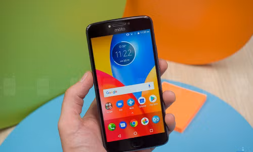 Điện thoại giá rẻ, cấu hình tốt nhất cho "sinh viên nghèo" ảnh 1