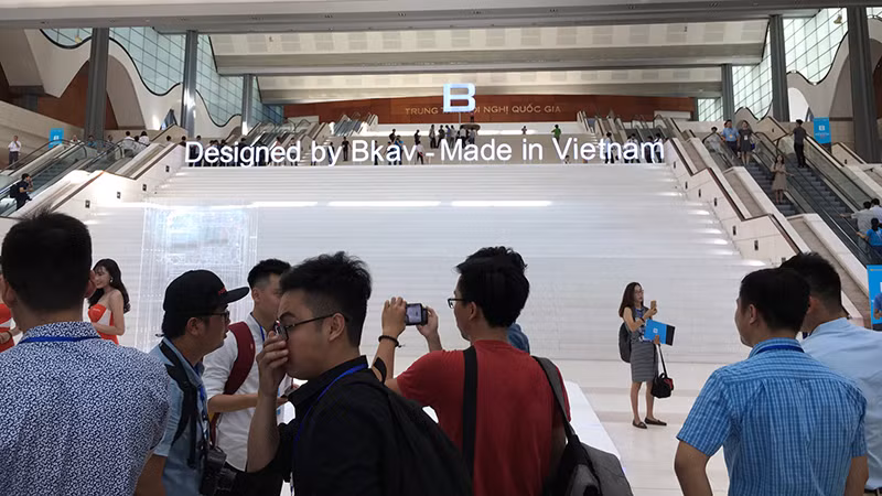 Hình ảnh tại sự kiện ra mắt Bphone 2017