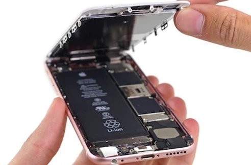 Pin iPhone 7 mỏng và “trâu” hơn nhiều