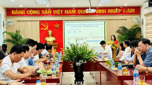Quang cảnh buổi thăm quan, trao đổi kinh nghiệm giáo dục. Quang cảnh buổi thăm quan, trao đổi kinh nghiệm giáo dục.