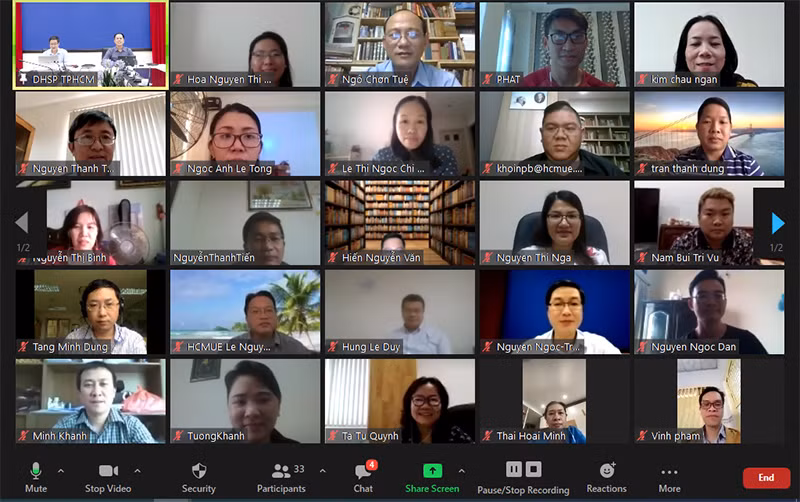 Cuộc họp được diễn ra dưới hình thức trực tuyến.