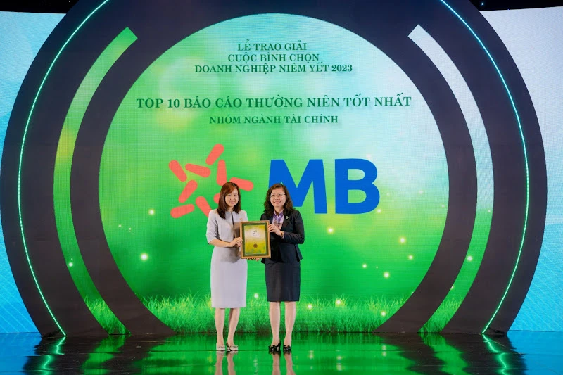 MB lọt top 10 Doanh nghiệp có báo cáo thường niên xuất sắc 2023