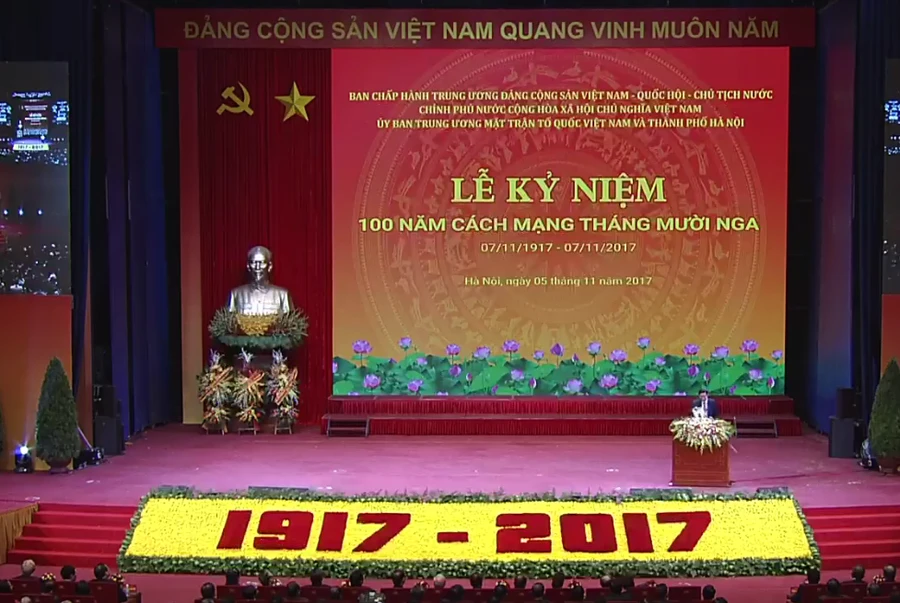 Lễ kỷ niệm 100 năm Cách mạng Tháng Mười Nga