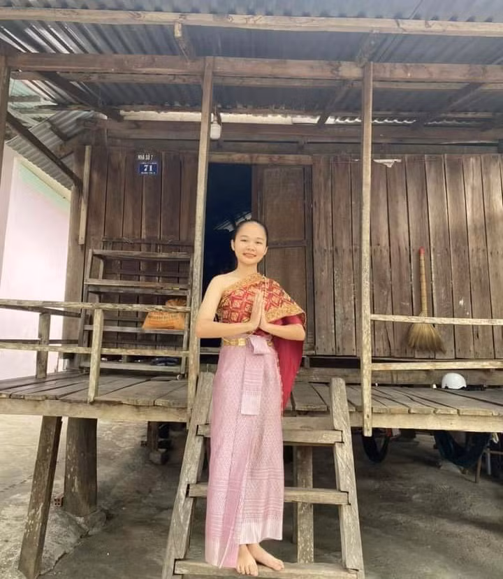 Em Lê Thị Lành Êban.