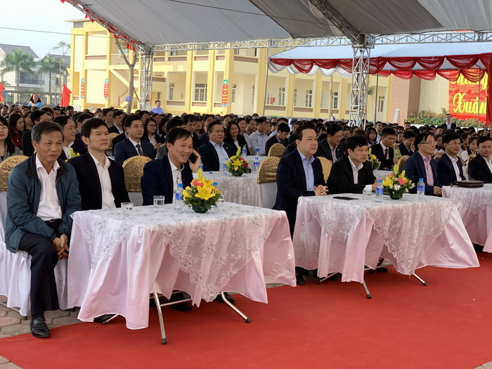 Các đại biểu dự lễ phát động Các đại biểu dự lễ phát động