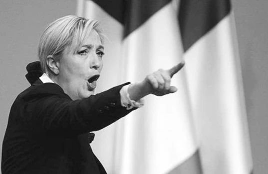 Lãnh tụ FN Marine Le Pen