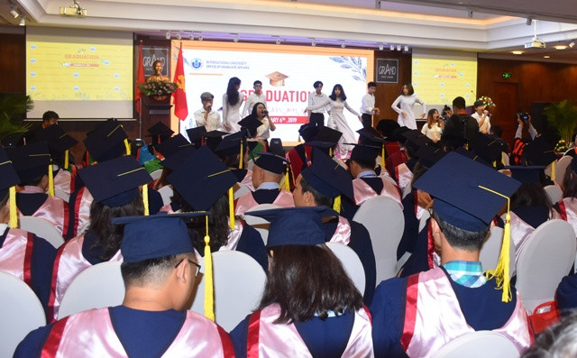 Các tiết mục văn nghệ góp phần làm cho sự kiện thêm phần trang trọng và sôi động Các tiết mục văn nghệ góp phần làm cho sự kiện thêm phần trang trọng và sôi động