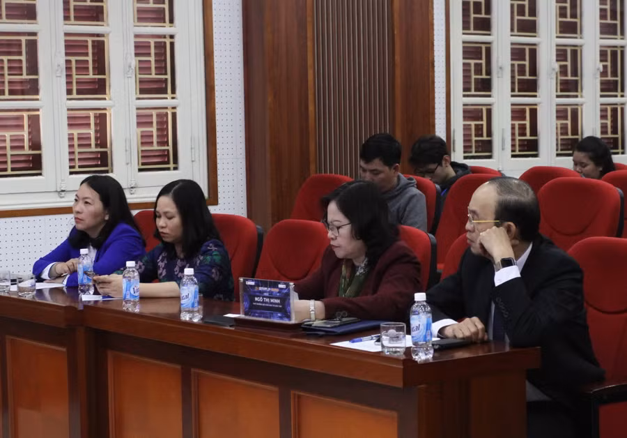 Thứ trưởng Ngô Thị Minh chủ trì hội thảo