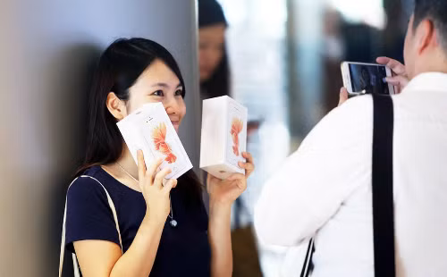 iPhone 6s và 6s Plus chính hãng sẽ bán ra từ 6/11.