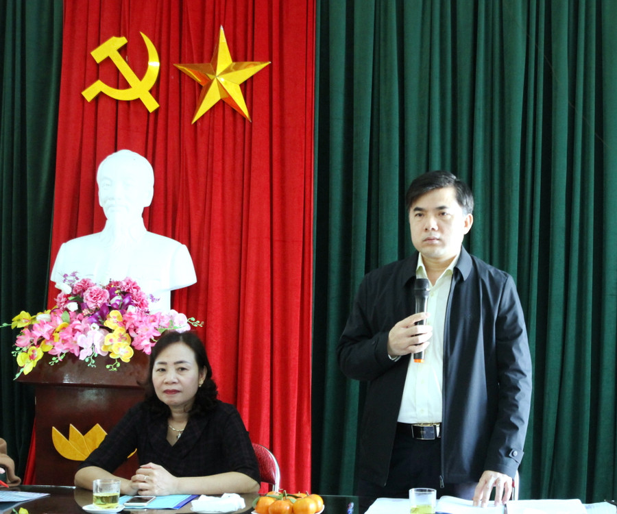 Ông Bùi Văn Linh phát biểu tại buổi làm việc