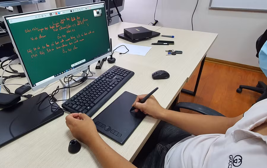 Doanh nghiệp duy trì, phục hồi phát triển trong chuyển đổi số.