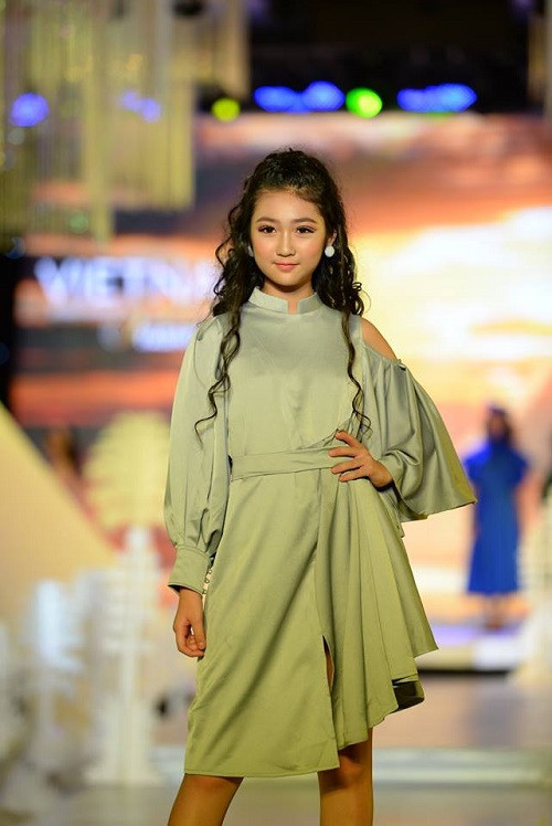...tại Lễ công bố Tuần lễ thời trang trẻ em quốc tế Việt Nam 2019, tối 21/4 tại Hà Nội. ...tại Lễ công bố Tuần lễ thời trang trẻ em quốc tế Việt Nam 2019, tối 21/4 tại Hà Nội.