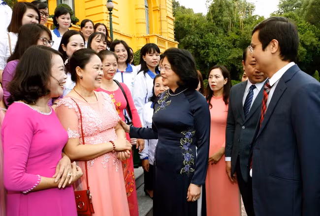 Dạy trẻ khuyết tật cần nhiều nỗ lực và tình yêu thương