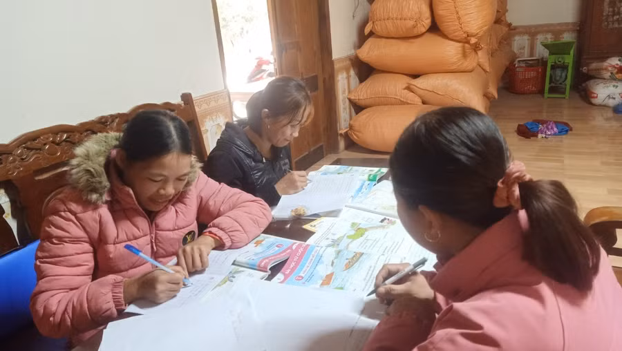 Tận dụng mọi thời gian để dạy cho học viên. Ảnh NVCC.