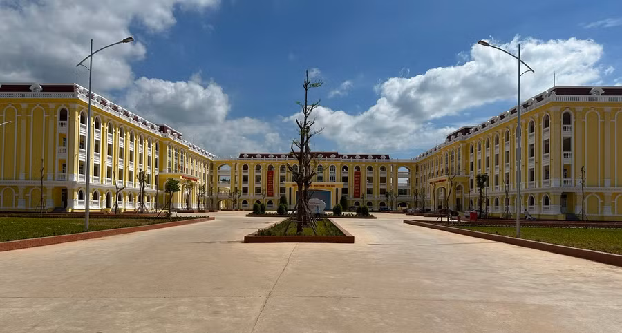 Trường THCS&amp;THPT Quảng La, TP Hạ Long được đưa vào sử dụng đầu tháng 10/2023.