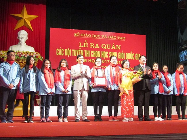 Sở GD&ĐT Hải Phòng tổ chức Lễ ra quân kỳ thi học sinh giỏi quốc gia năm học 2017-2018